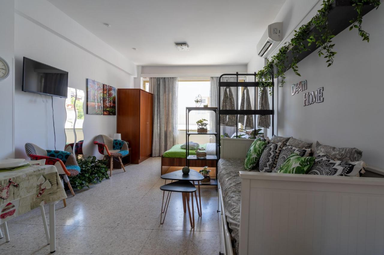 Oasis - Cozy Studio In Larnaca Dış mekan fotoğraf
