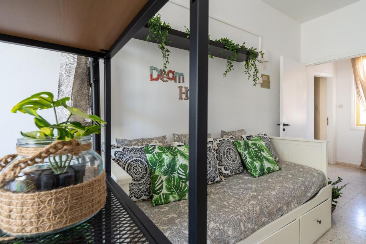 Oasis - Cozy Studio In Larnaca Dış mekan fotoğraf
